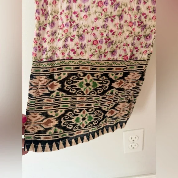 Anthropologie RAGA Ditsy Floral Lightweight Boho Romper Jumpsuit with Tie - Picture 9 of 17